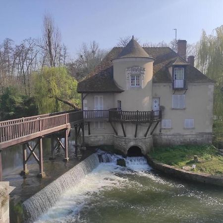 Gite Les Petites Bruyeres Veneux-les-Sablons Eksteriør billede